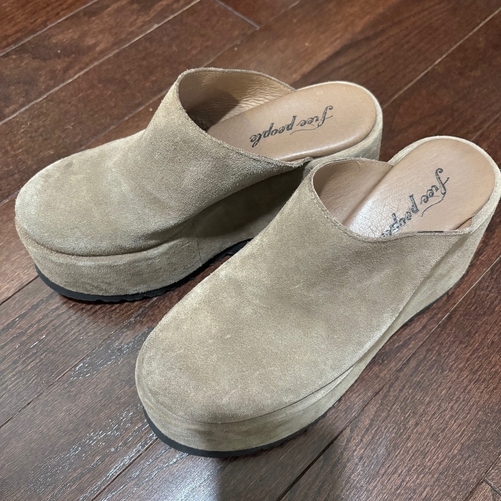 Free People Avery Size 7.5 Clogs Platform